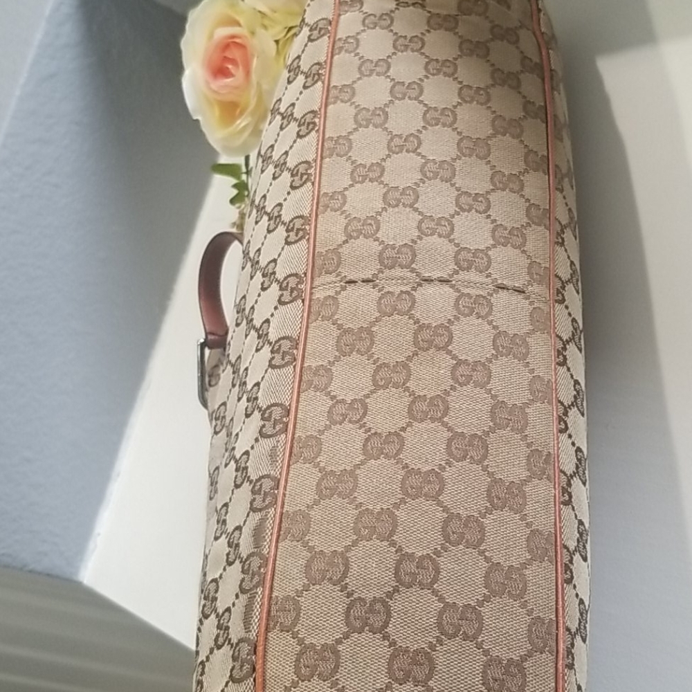 ๐ Gorgeous & authentic Gucci Eclipse bag ๐ - Picture 6 of 12